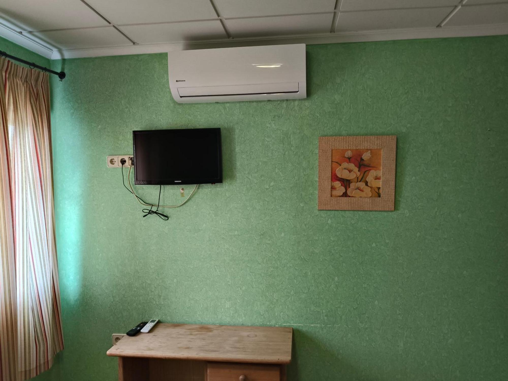 Hostal Restaurante San Carlos Barrio de San Carlos المظهر الخارجي الصورة